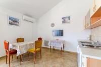 Apartment in Crikvenica with One-Bedroom 3 - Chambres d’hôtes