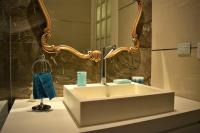 Habitación Individual Deluxe con balcón y baño compartido