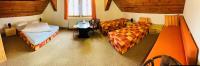 Camera Familiare con Bagno in Comune
