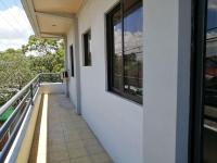 Cranberry's Place-near CONVENTION center - B&B Iloilo