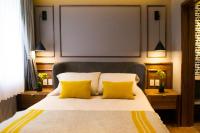 Deluxe Double Room with Shower