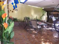 Doppel-/Zweibettzimmer mit eigener Terrasse