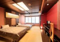 Japanese Modern Twin Room with Private Toilet and Massage Chair - Non-Smoking