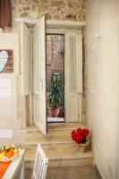 Essentia Rooms- Ortigia Holidays - B&B Syracuse