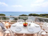 B&B Blanes - Apartment Blanes Playa by Interhome - Bed and Breakfast Blanes