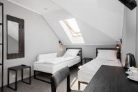 Tweepersoonskamer met 2 Aparte Bedden en Eigen Badkamer