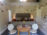 Chambre d’hôte - Ilse's Garden Chair - B&B La Porcherie