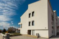 Apartments Kudec by El-Pi Tours - Bed and Breakfast Malinska