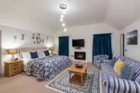 Deluxe One-Bedroom Apartment - Pet Friendly