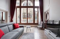Apartment Ponte Raspi Canal View - B&B