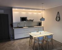 Apartament Bryza z ogródkiem - B&B Pogorzelica