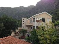 Apartments Risan - Bed and Breakfast Risan
