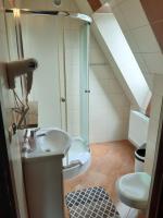 Camera Familiare con Bagno Privato