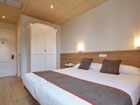 B&B Cervera - Hostal Nobadis - Bed and Breakfast Cervera