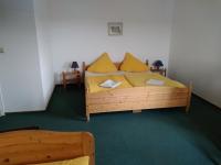 Triple Room with Shower
