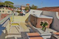 MODERN TOWNHOUSE IN TUSCANY BY THE SEA - B&B Lido di Camaiore