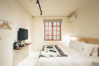Small Double Room (No Window)
