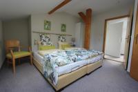 One-Bedroom Apartment - 9