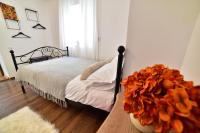 FLH - Emma Apartment - B&B