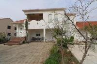 Apartman La maison - B&B Zara