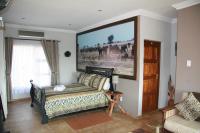 Family Room with Mountain View