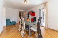 Appartamento con 3 Camere da Letto