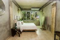 Large Single Room