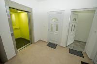 Apartment mit Terrasse