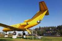 Yellow Plane - B&B Yuriv