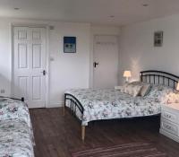 Comfort Triple Room with Shower