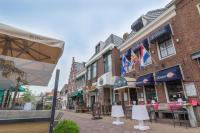 B&B Makkum - De Waag - Bed and Breakfast Makkum