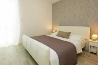 Appartamento con 2 Camere da Letto e Terrazza