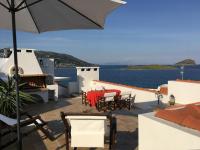 Bay watch Apartment close to the airport at PORTO RAFTI - B&B Porto Rafti