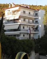 Menexe Apartments-Korali - Chambres d’hôtes