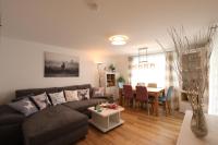 Sweet Home & Flower Garden - Ferienwohnung Garmisch-Partenkirchen