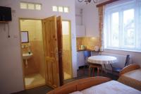 Chambre Triple avec Salle de Bains