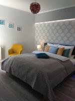 Apartament Cesarski Agnes- bezpłatny parking- Resort Cesarskie Ogrody - B&B Świnoujście