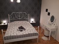 Apartment N&B - B&B Zara