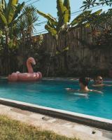 Asung Guesthouse - B&B Canggu
