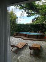 Grand studio avec piscine - B&B Montpellier