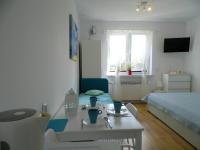 Camera Tripla con Vista Giardino