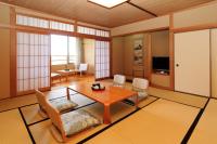Japanese-Style Quadruple Room