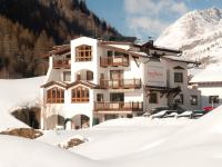 B&B Obergurgl - Pension Bergfrieden - Bed and Breakfast Obergurgl