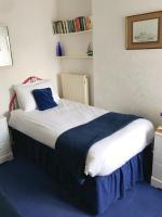 Twin Room with Shower
