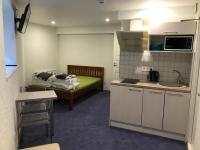 Liivalaia 40 cozy kitchen studio - Chambres d’hôtes Tallinn