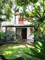 Sri Beach Bungalows And Villa - B&B Marawila