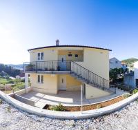 Apartment Sandra (2+2) with a breathtaking view - B&B