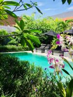 Villa Bloom 1 - 4 bedrooms, 4 bathrooms, private pool close to the beach - Chambres d’hôtes