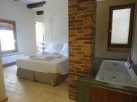 B&B els Guiamets - Hotel Rural Cal Torner Adults Only - Bed and Breakfast els Guiamets