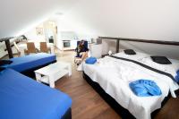 B&B Karlsbad - Bluestars Family - Bed and Breakfast Karlsbad